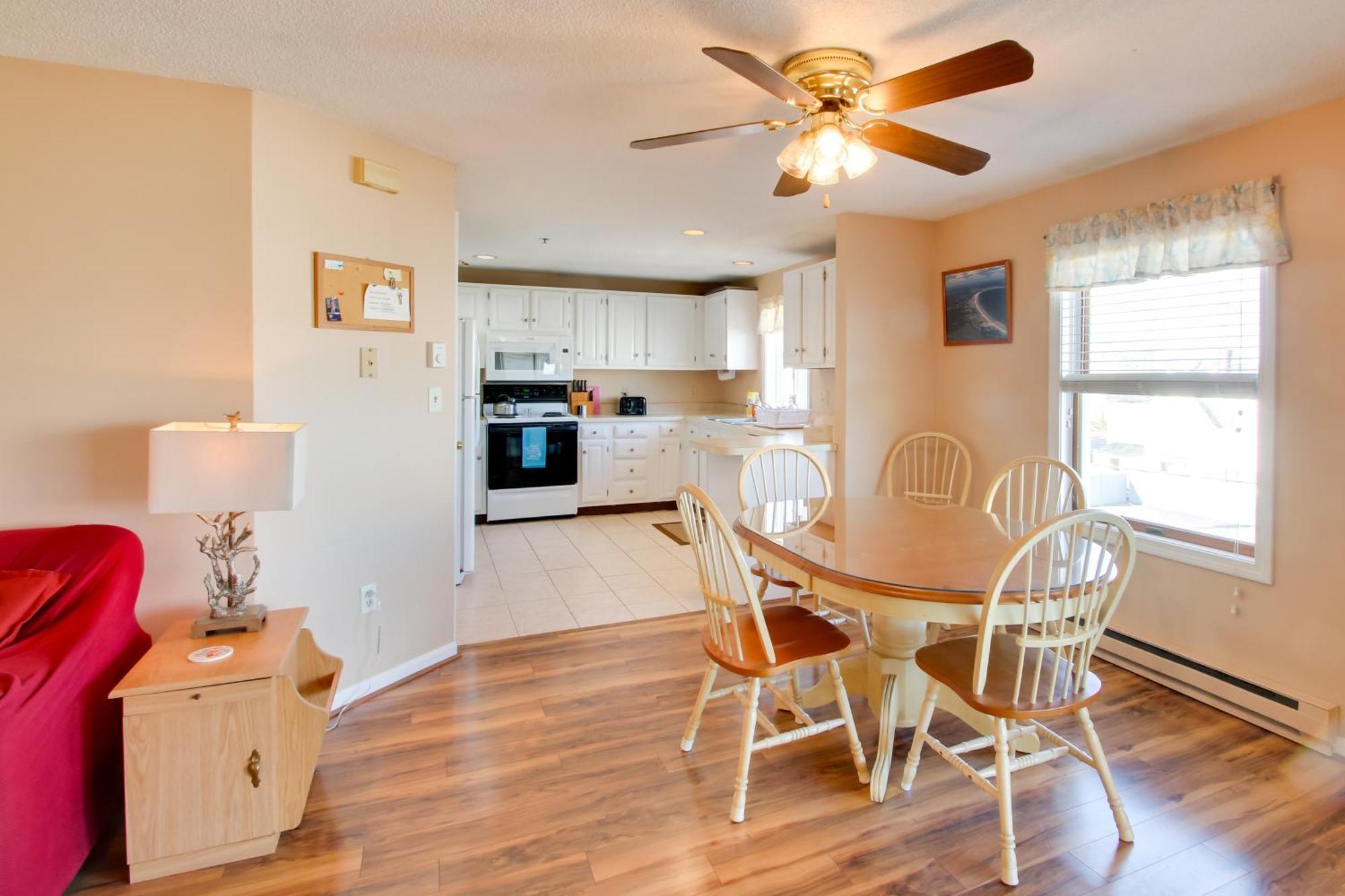 Beachfront Old Orchard Beach Condo With Balcony Bagian luar foto