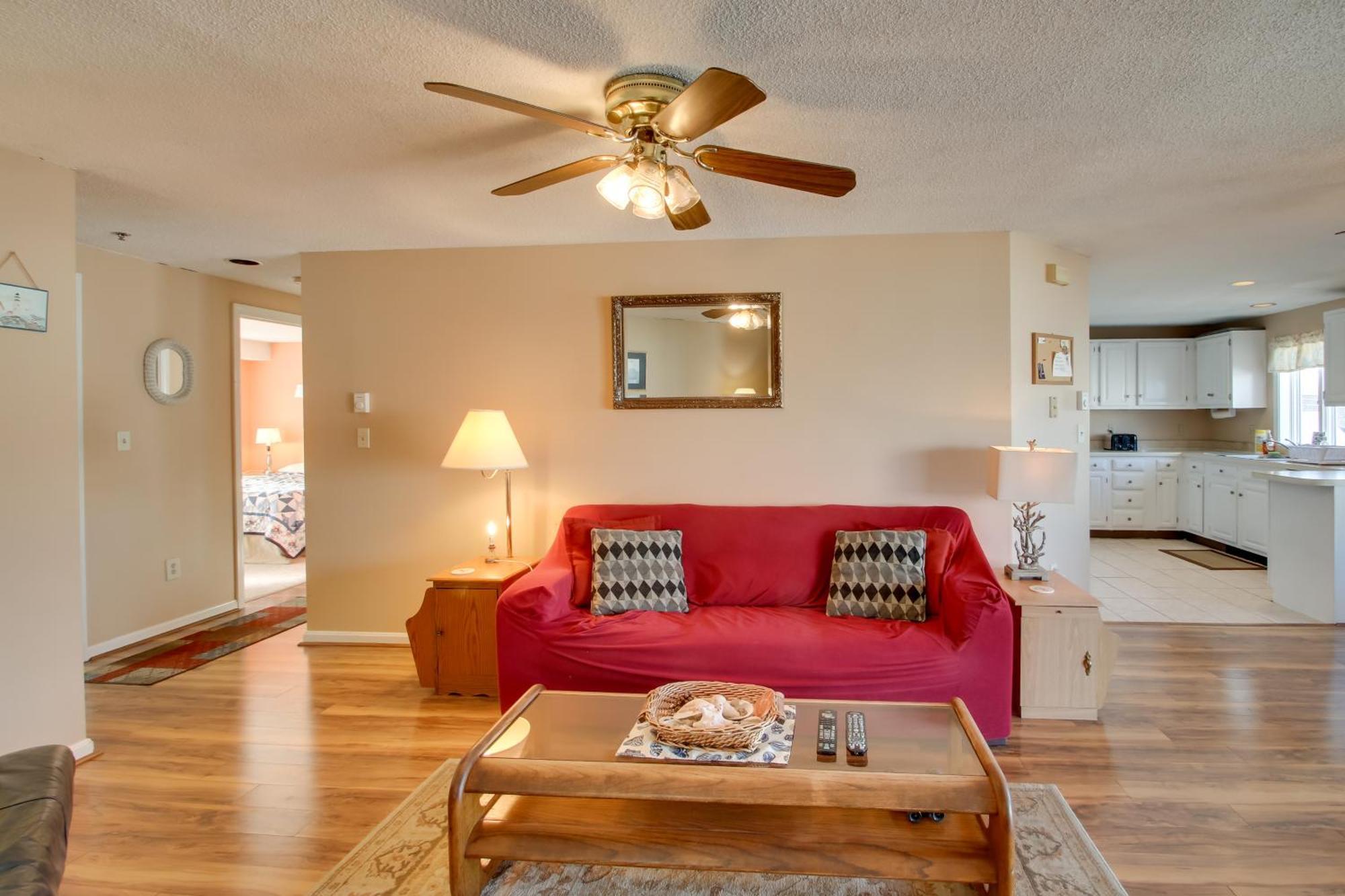 Beachfront Old Orchard Beach Condo With Balcony Bagian luar foto